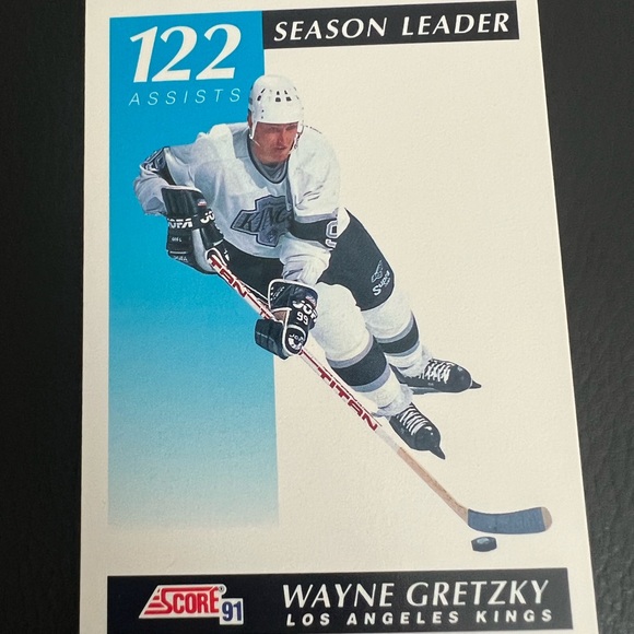 Wayne Gretzky score 1991 122 assists season leader - Picture 1 of 2